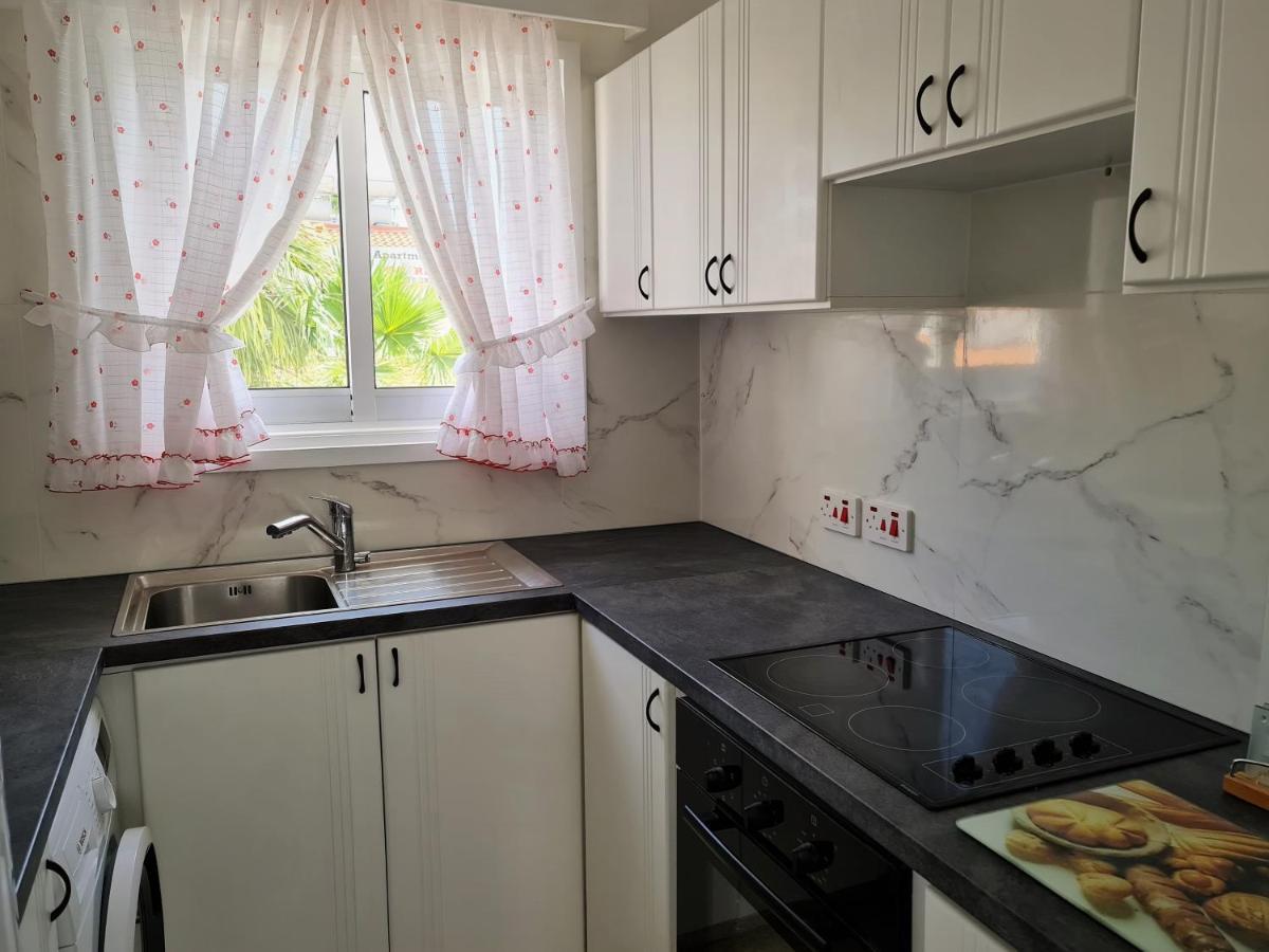 Easystay Two Bedroom Apartment ラルナカ エクステリア 写真